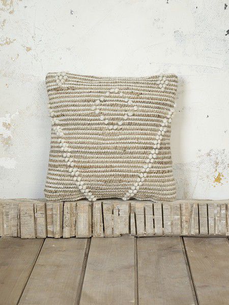 anaei-earth-hemp-wool-pillow