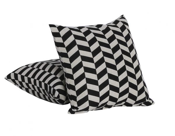 anaei-summer-patterns-pillow-black-and-white-ziczac
